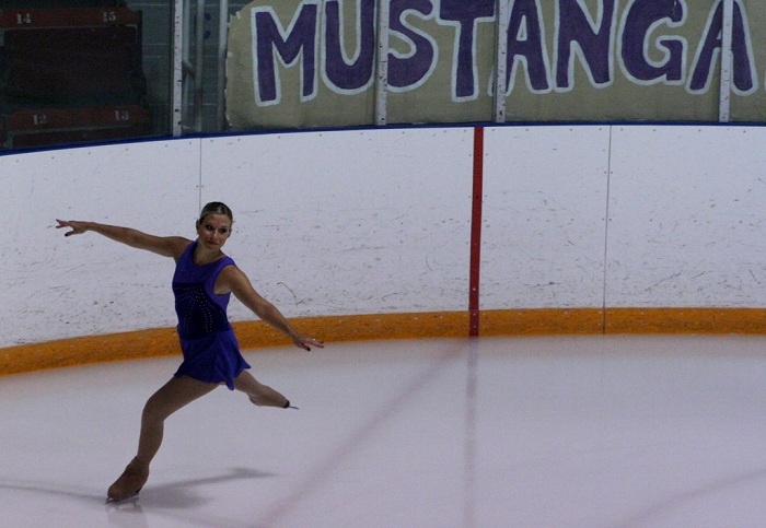 Claire Daugulis helps lead Mustangs figure skating team to 3rd OUA victory