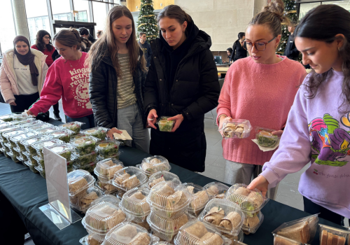 Giving Tuesday - Students selecting lunch options