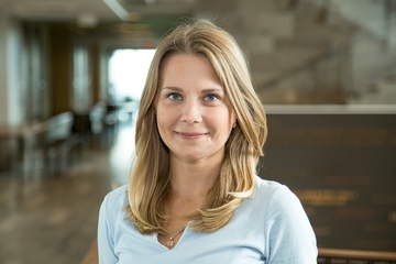 Dr. Anna Sycheva