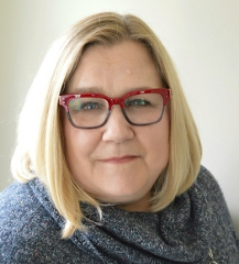 Dr. Cara Grosset